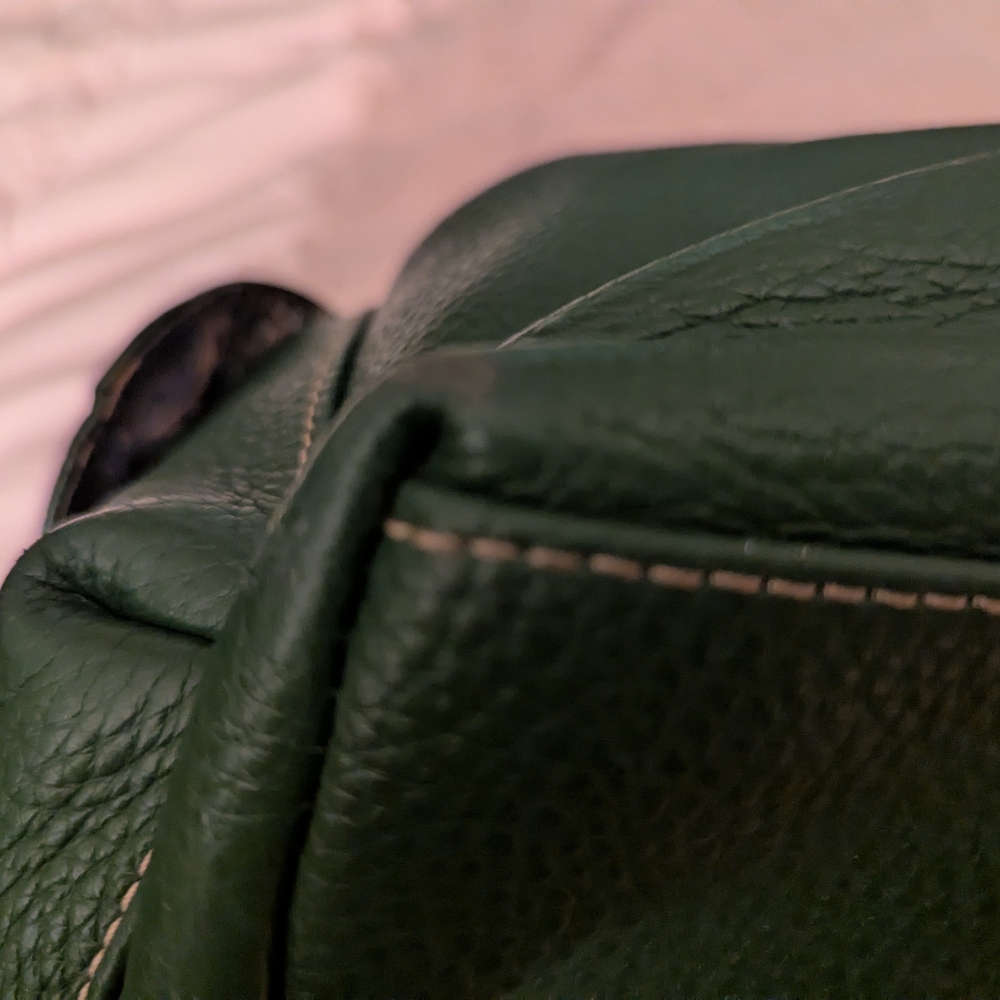 Maxx New York Green Pebbled Leather Shoulder Bag - Picture 8 of 10